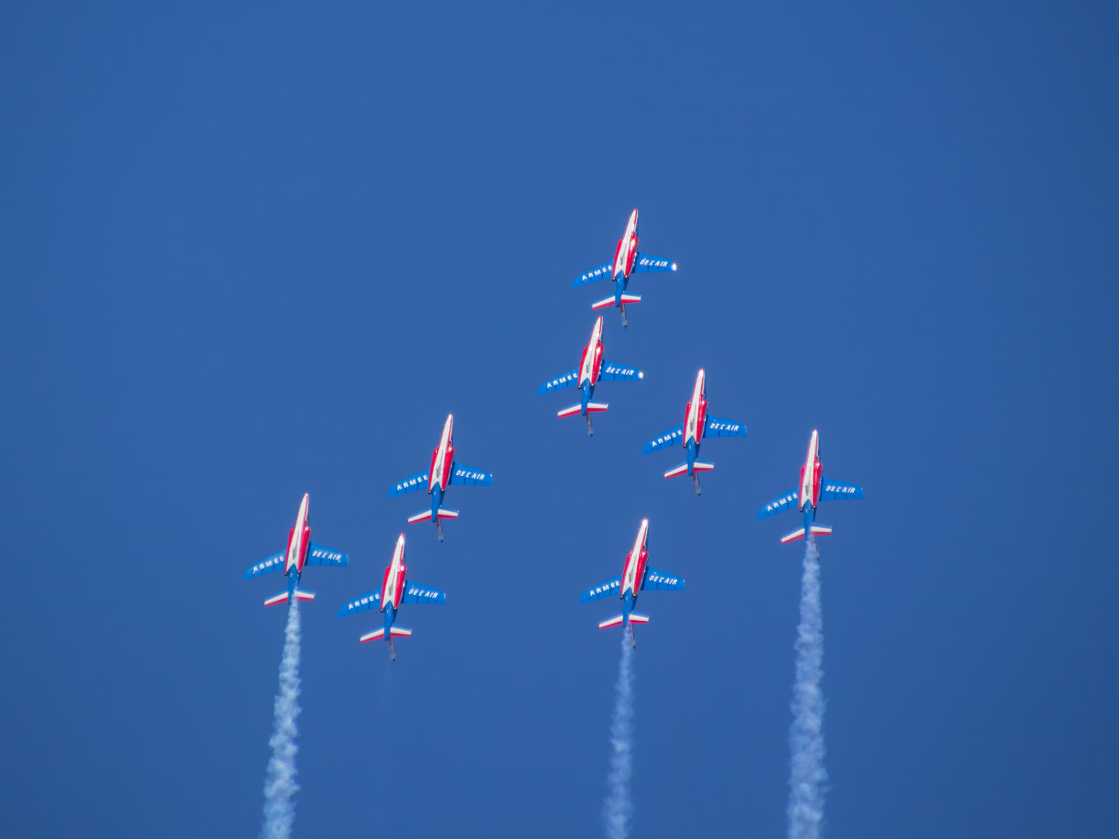 La Patrouille de France dans le ciel de Salon